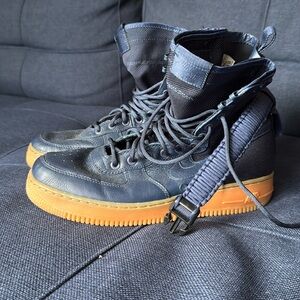 Nike SF Air Force 1 Shoes